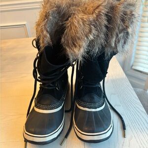 Sorel Black and Brown Fur-Lined Winter Boots